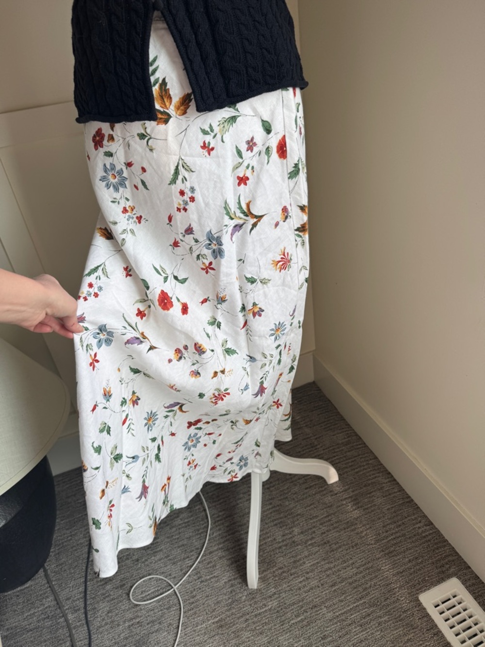 Reformation White Maxi Skirt with Multicolor Floral Print - Picture 4 of 5
